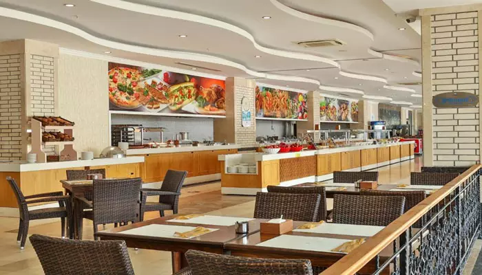 هتل کریستال واتر ورد ریزورت اند اسپا آنتالیا